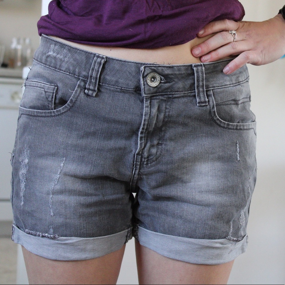 Zara size 36 grey distressed jean shorts
